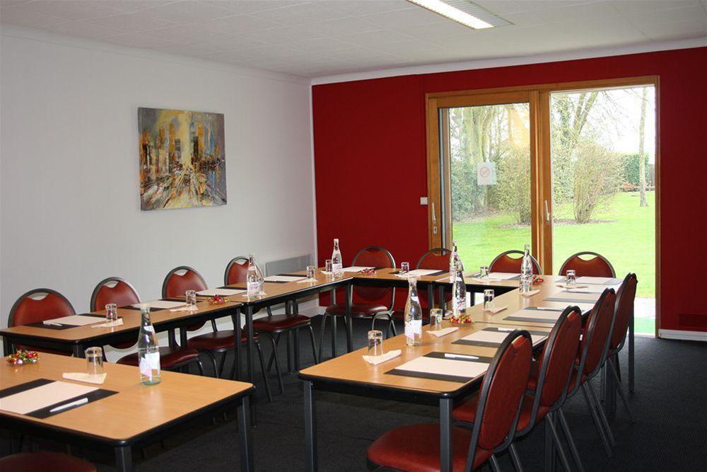 Logis Hotel & Restaurant - Le Relais De Montigny Montigny  Bagian luar foto